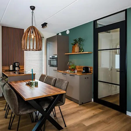 Calming Hideaway In Veluwe *